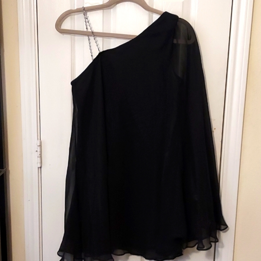 Guess by Marciano Black One-Shoulder Chiffon Blouse